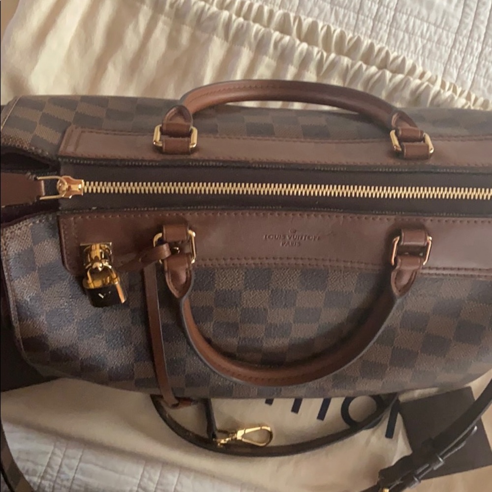 Louis Vuitton Greenwich discontinued 🌟classic🌟 - Picture 5 of 16